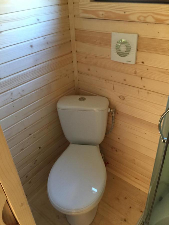 Roulottes Du Chalet Des Pins Rougeou Dış mekan fotoğraf