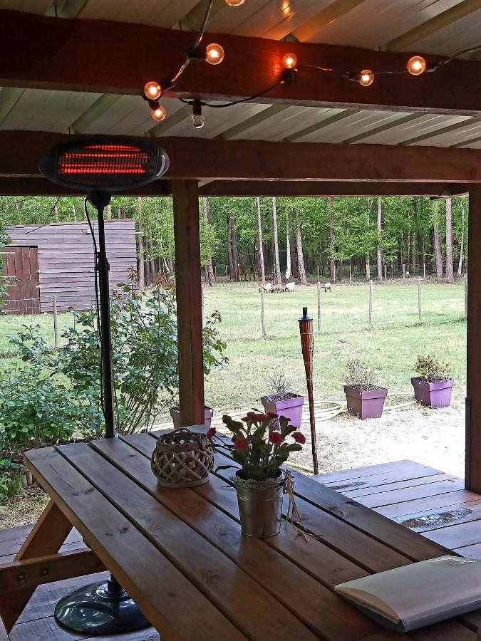 Roulottes Du Chalet Des Pins Rougeou Dış mekan fotoğraf